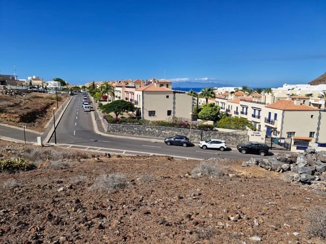 Building Plot for sale in Arona - € 1,600,000 (Ref: 9676079)