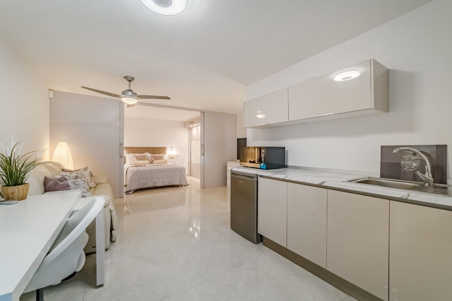 4 slaapkamer Villa te koop in Adeje met garage - € 2.450.000 (Ref: 9676080)