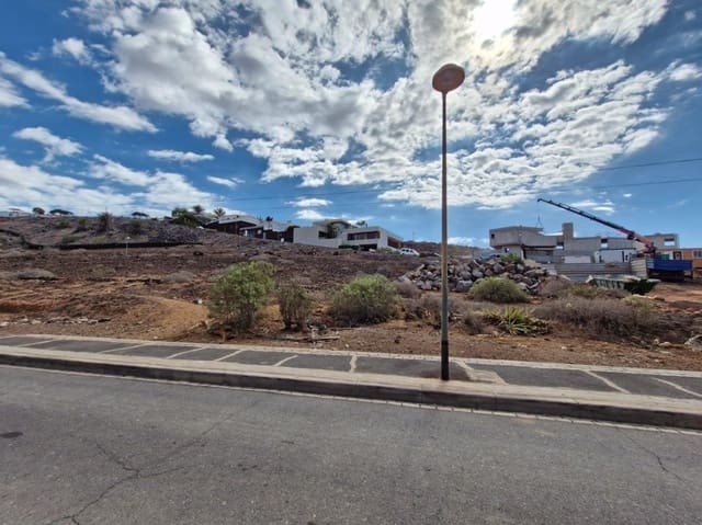 Building Plot for sale in Arona - € 2,520,000 (Ref: 9676081)