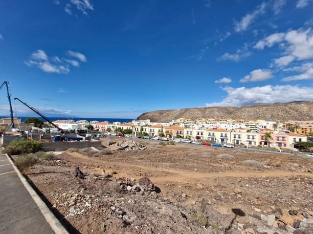 Building Plot for sale in Arona - € 2,520,000 (Ref: 9676081)