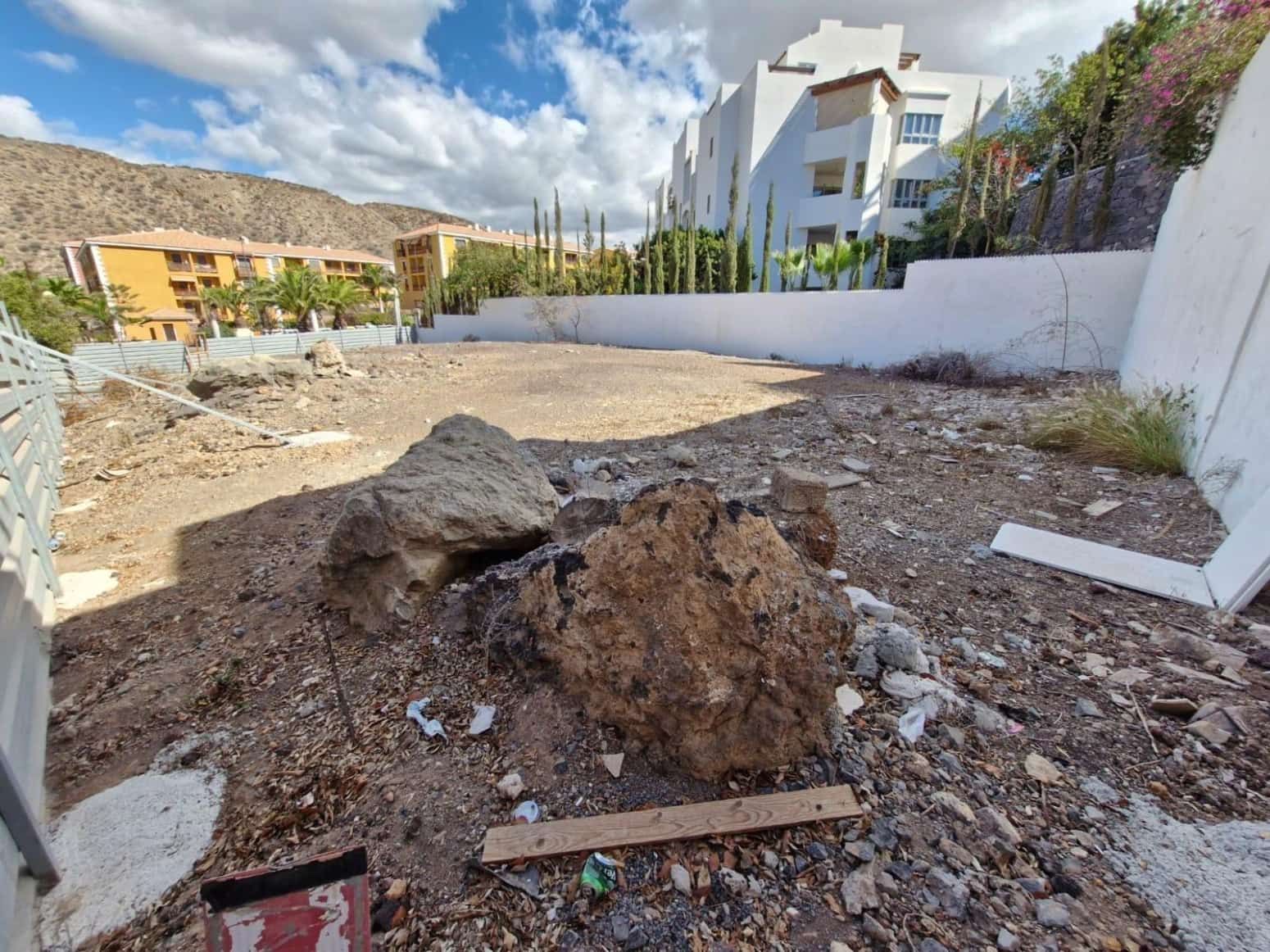 Byggetomt til salgs i Arona - € 700 000 (Ref: 9676082)