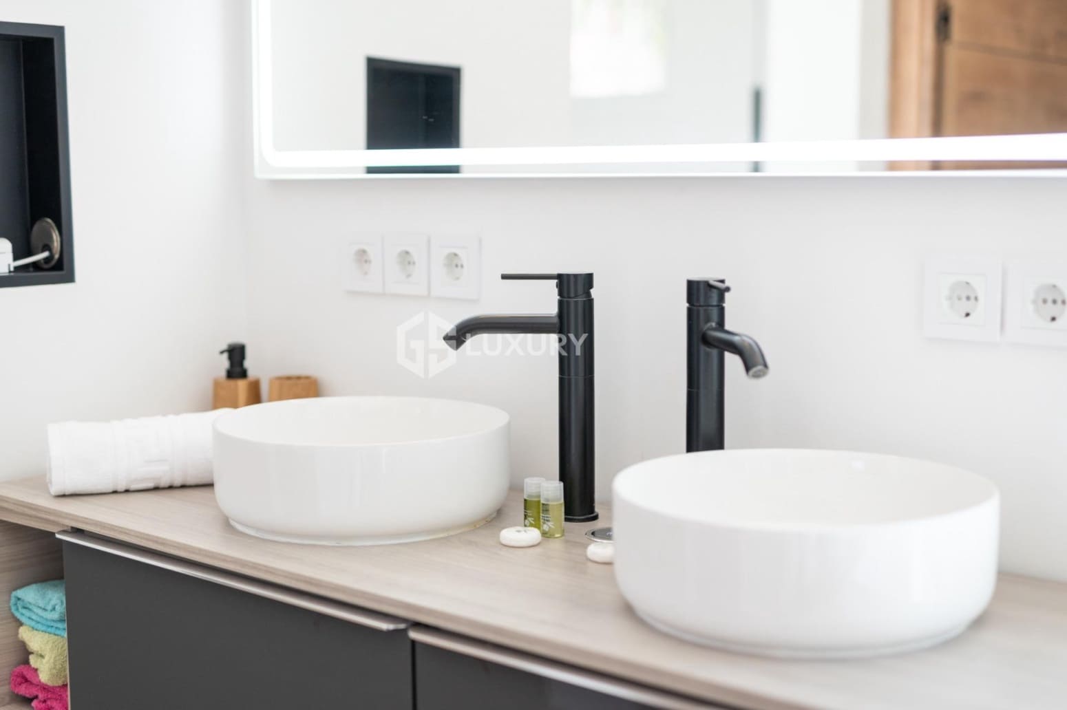 Chalet de 5 habitaciones en Arona en venta con garaje - 995.000 € (Ref: 9676084)