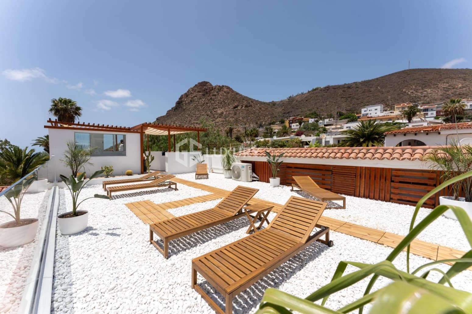 Chalet de 5 habitaciones en Arona en venta con garaje - 995.000 € (Ref: 9676084)