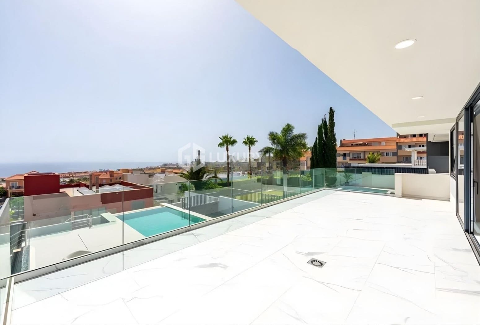 3 quarto Moradia para venda em Adeje com garagem - 3 500 000 € (Ref: 9676089)