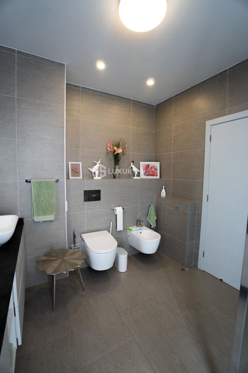 Chalet de 5 habitaciones en Adeje en venta con garaje - 2.950.000 € (Ref: 9676090)