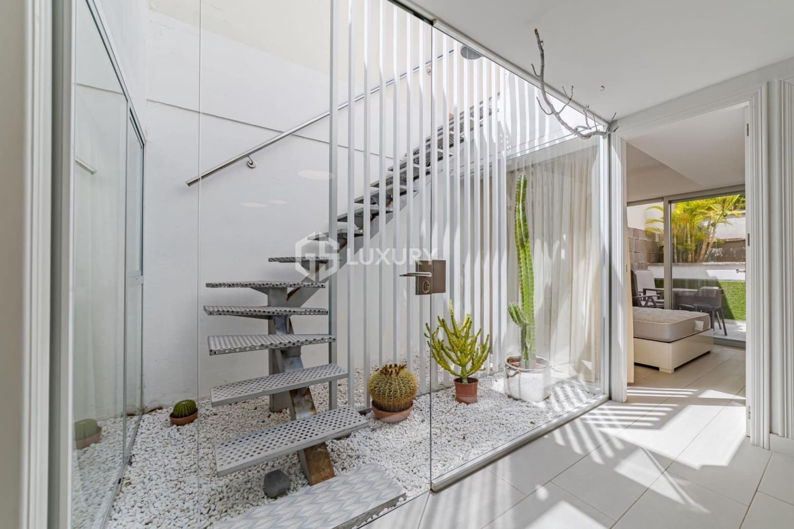 5 sypialnia Willa na sprzedaż w Adeje z garażem - 2 200 000 € (Ref: 9676091)