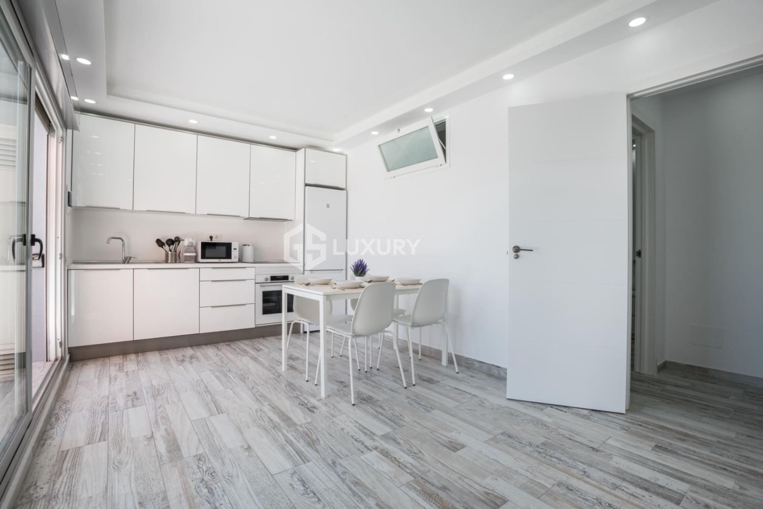 5 sypialnia Willa na sprzedaż w Antigua z garażem - 655 000 € (Ref: 9676092)