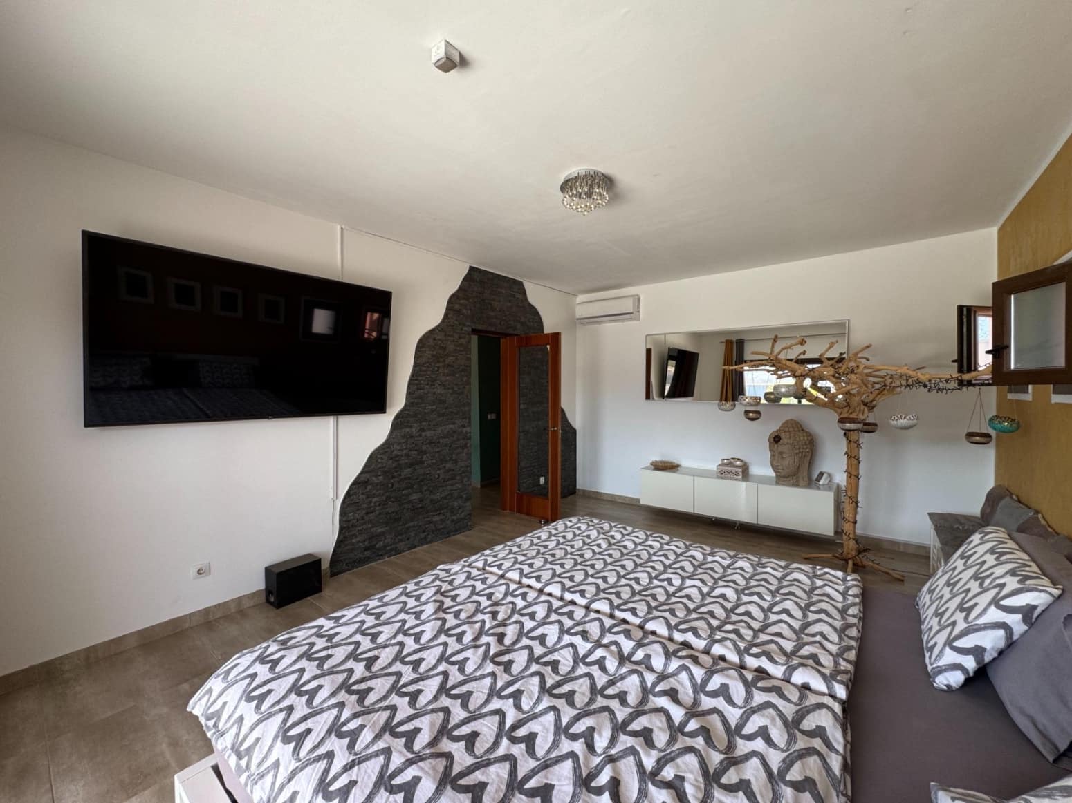 5 bedroom Villa for sale in Tuineje with garage - € 969,000 (Ref: 9676093)