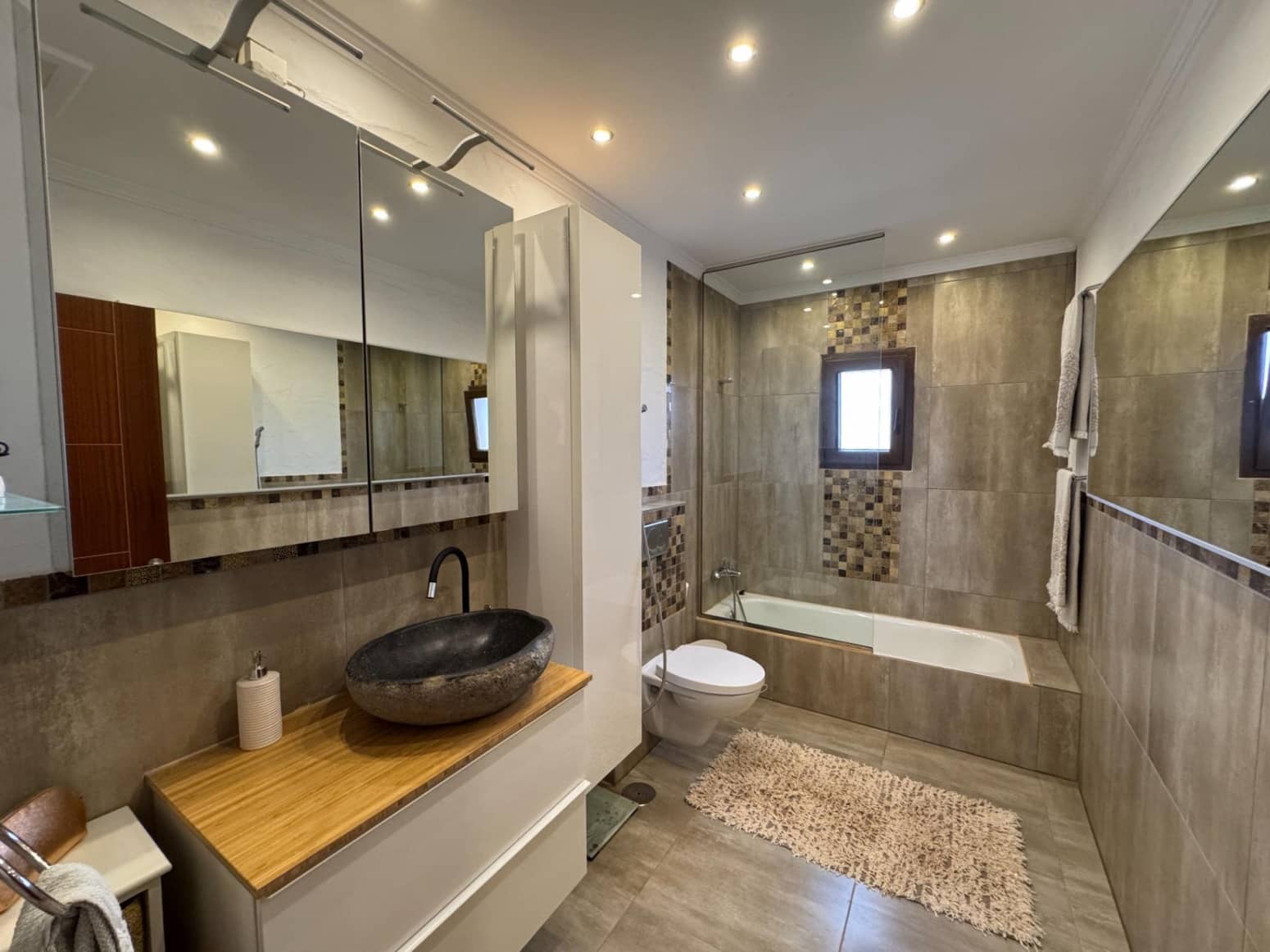 5 bedroom Villa for sale in Tuineje with garage - € 969,000 (Ref: 9676093)