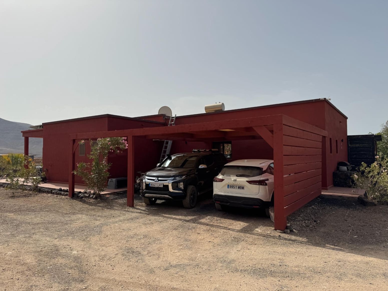 5 bedroom Villa for sale in Tuineje with garage - € 969,000 (Ref: 9676093)