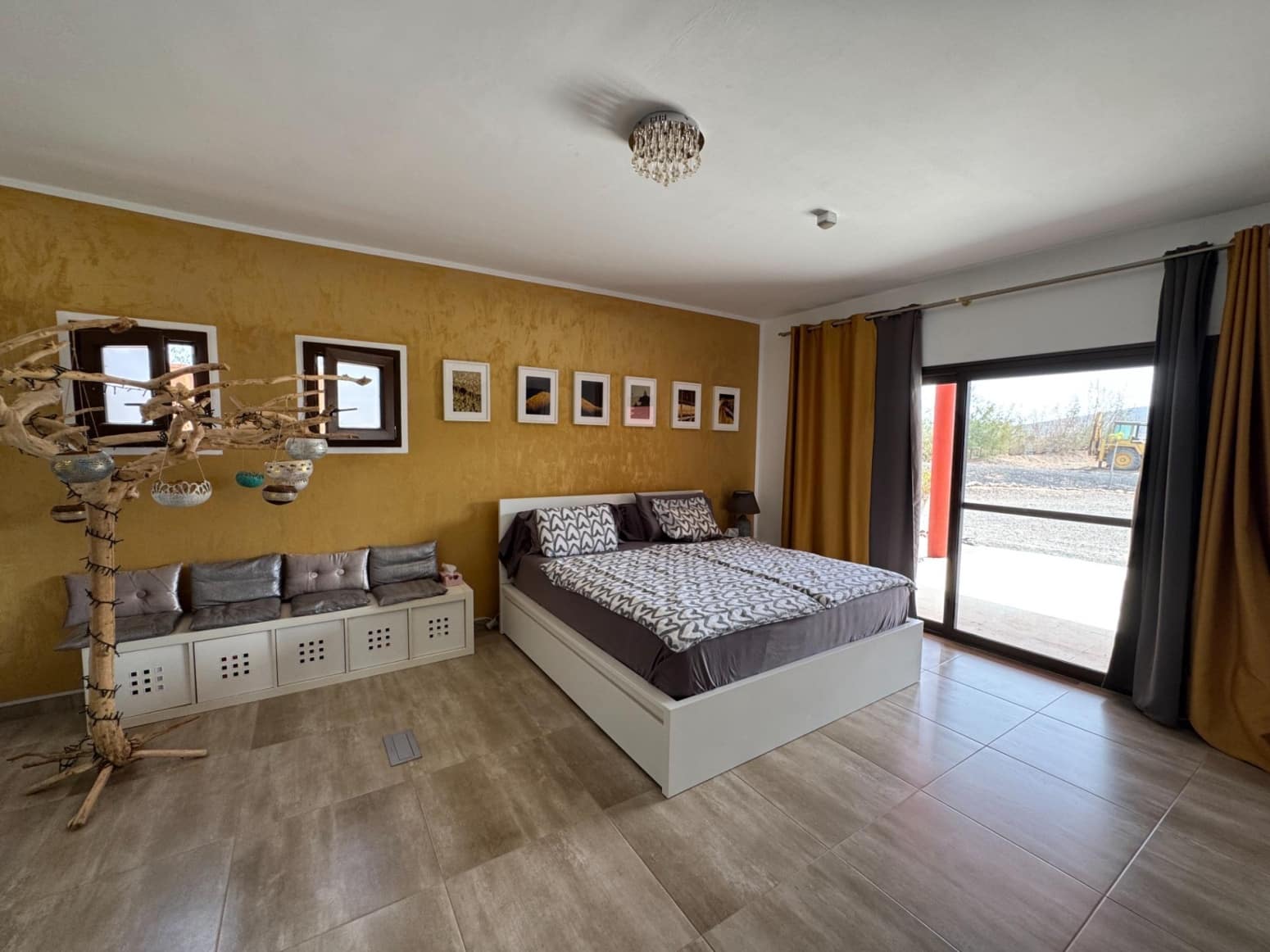 5 bedroom Villa for sale in Tuineje with garage - € 969,000 (Ref: 9676093)