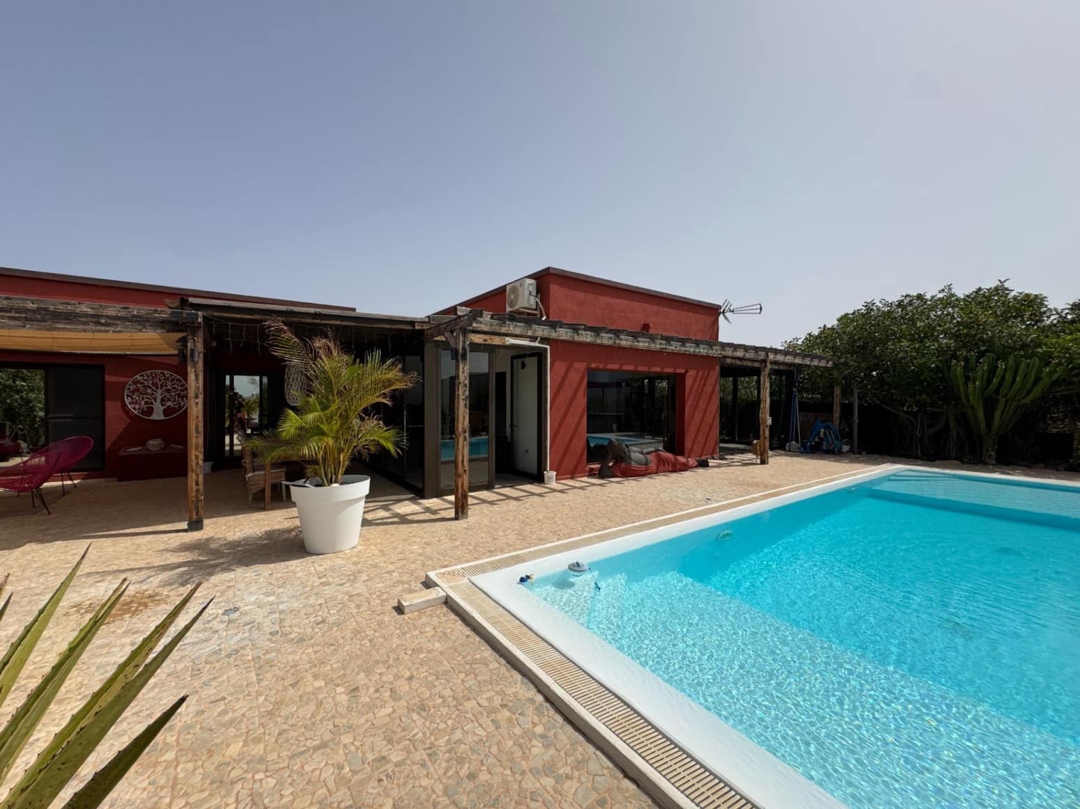 5 bedroom Villa for sale in Tuineje with garage - € 969,000 (Ref: 9676093)