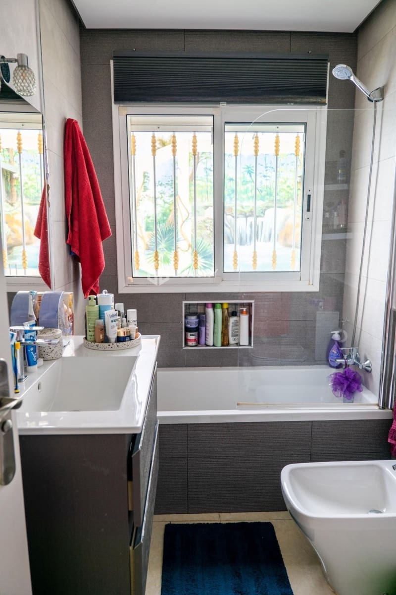 3 quarto Moradia para venda em Adeje com garagem - 1 140 000 € (Ref: 9676094)