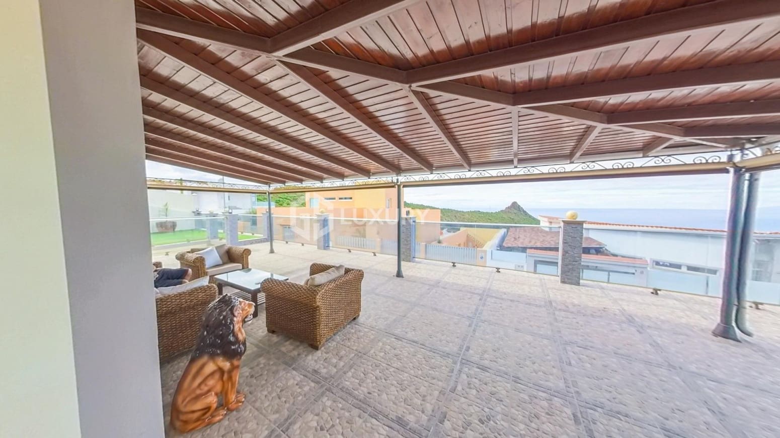 3 quarto Moradia para venda em Adeje com garagem - 1 140 000 € (Ref: 9676094)