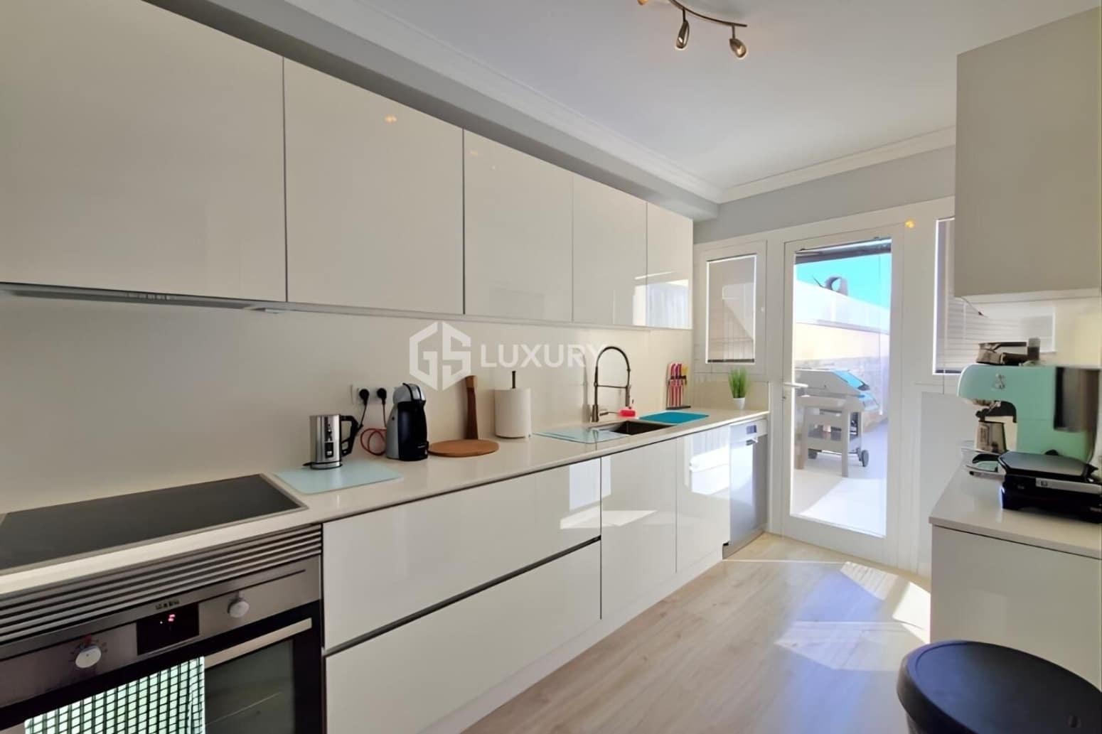 3 Zimmer Villa zu verkaufen in Adeje mit Garage - 1.095.000 € (Ref: 9676096)