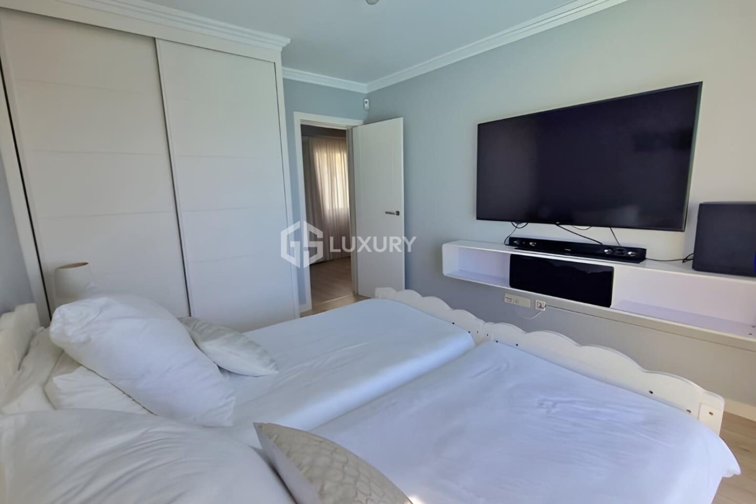 3 Zimmer Villa zu verkaufen in Adeje mit Garage - 1.095.000 € (Ref: 9676096)