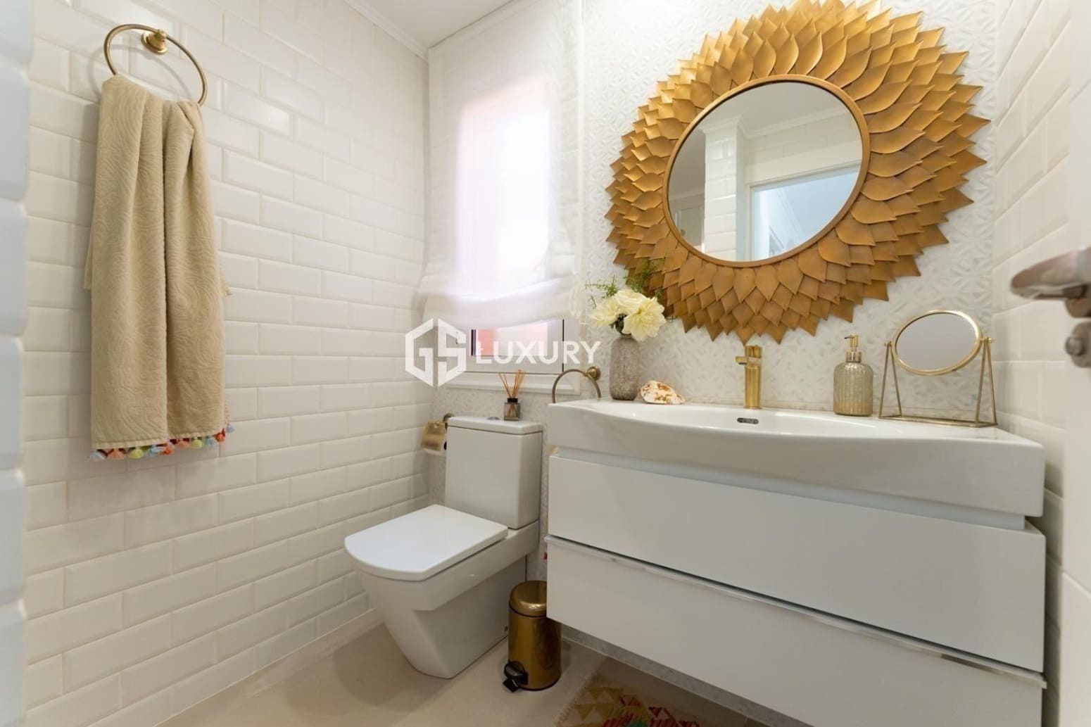 4 Zimmer Villa zu vermieten in Adeje mit Garage - 10.000 € (Ref: 9676097)