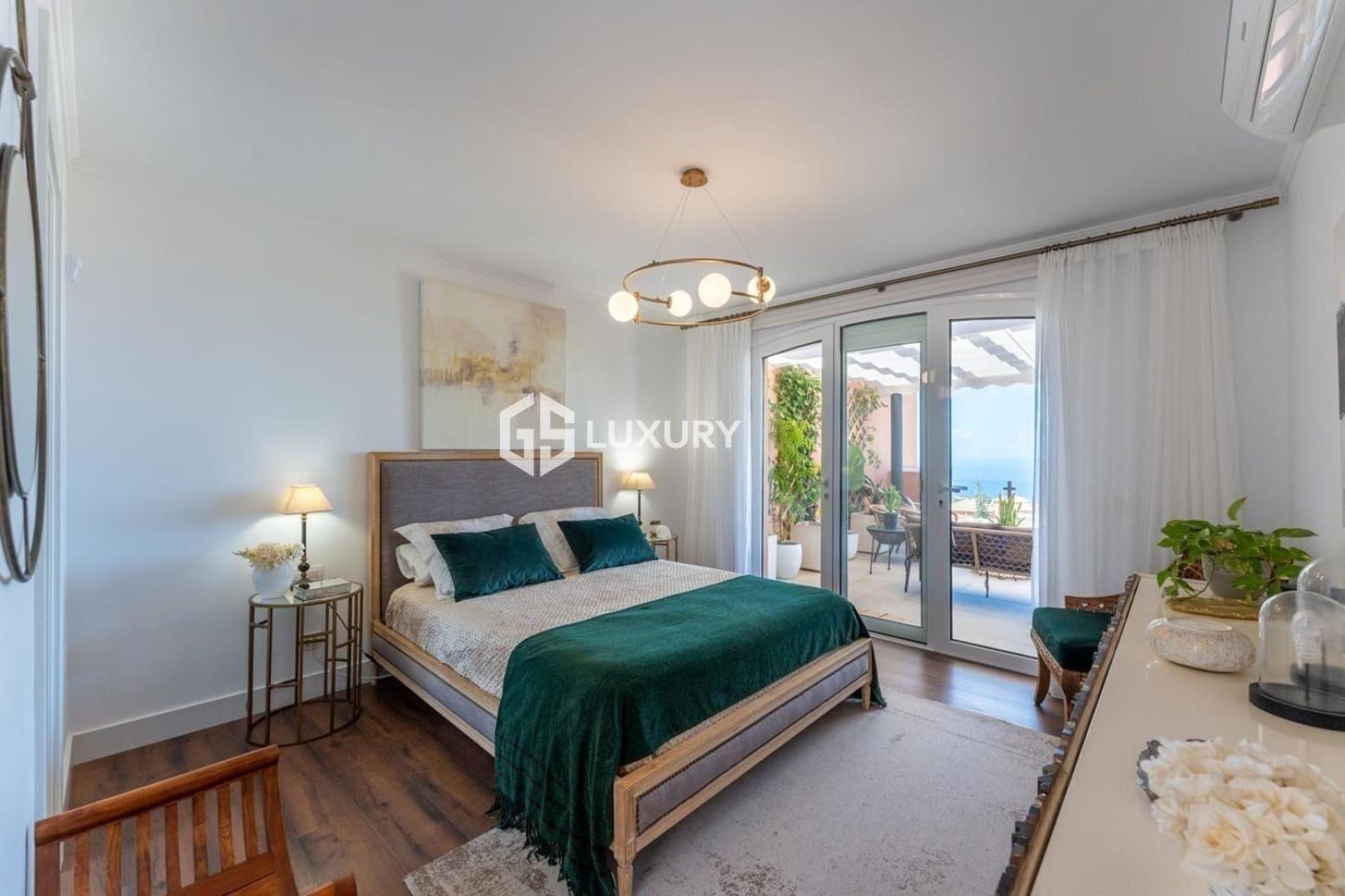 4 Zimmer Villa zu vermieten in Adeje mit Garage - 10.000 € (Ref: 9676097)