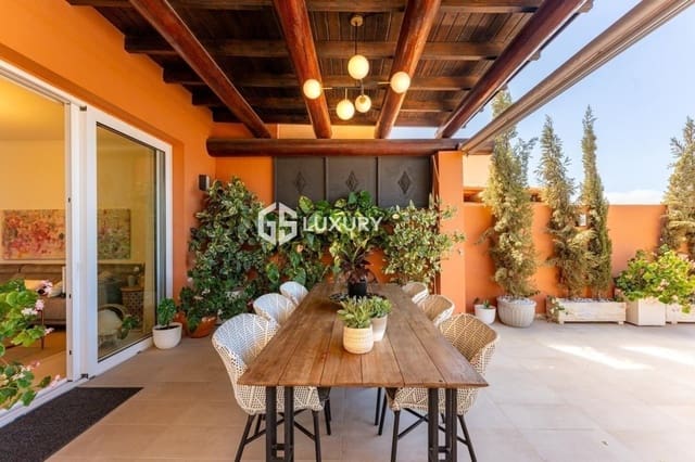 4 Zimmer Villa zu vermieten in La Caleta Adeje, Adeje mit Garage - 10.000 € (Ref: 9676097)