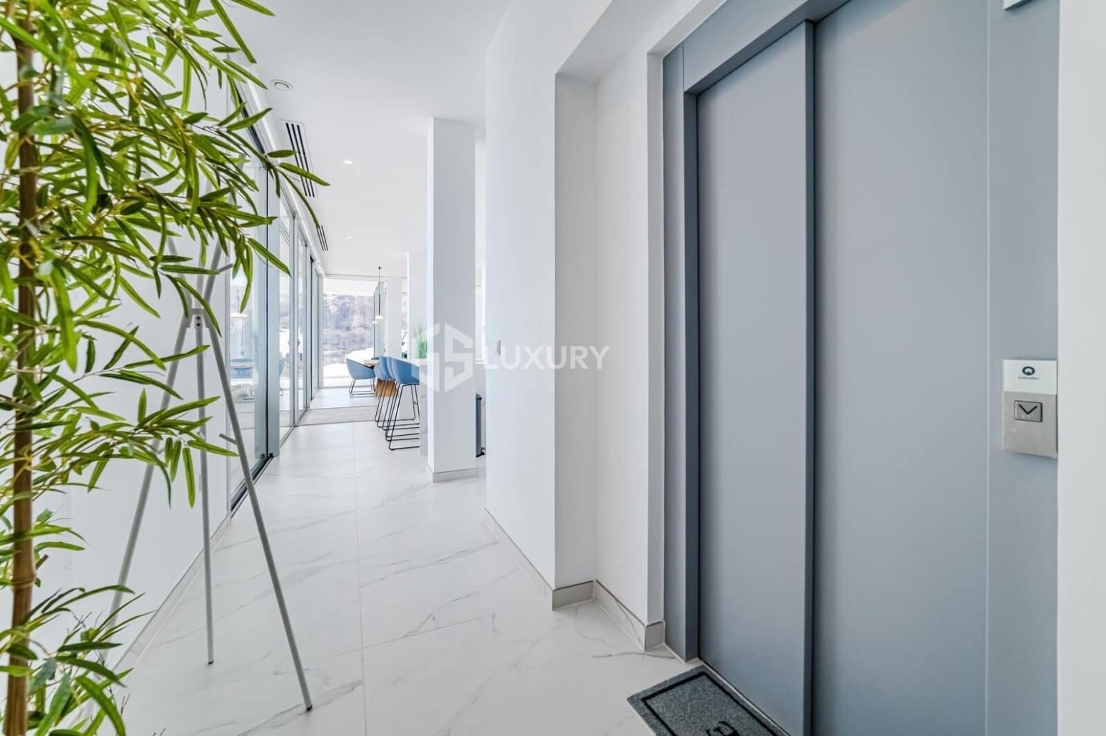 3 bedroom Flat for sale in Santiago del Teide with garage - € 2,090,000 (Ref: 9676098)