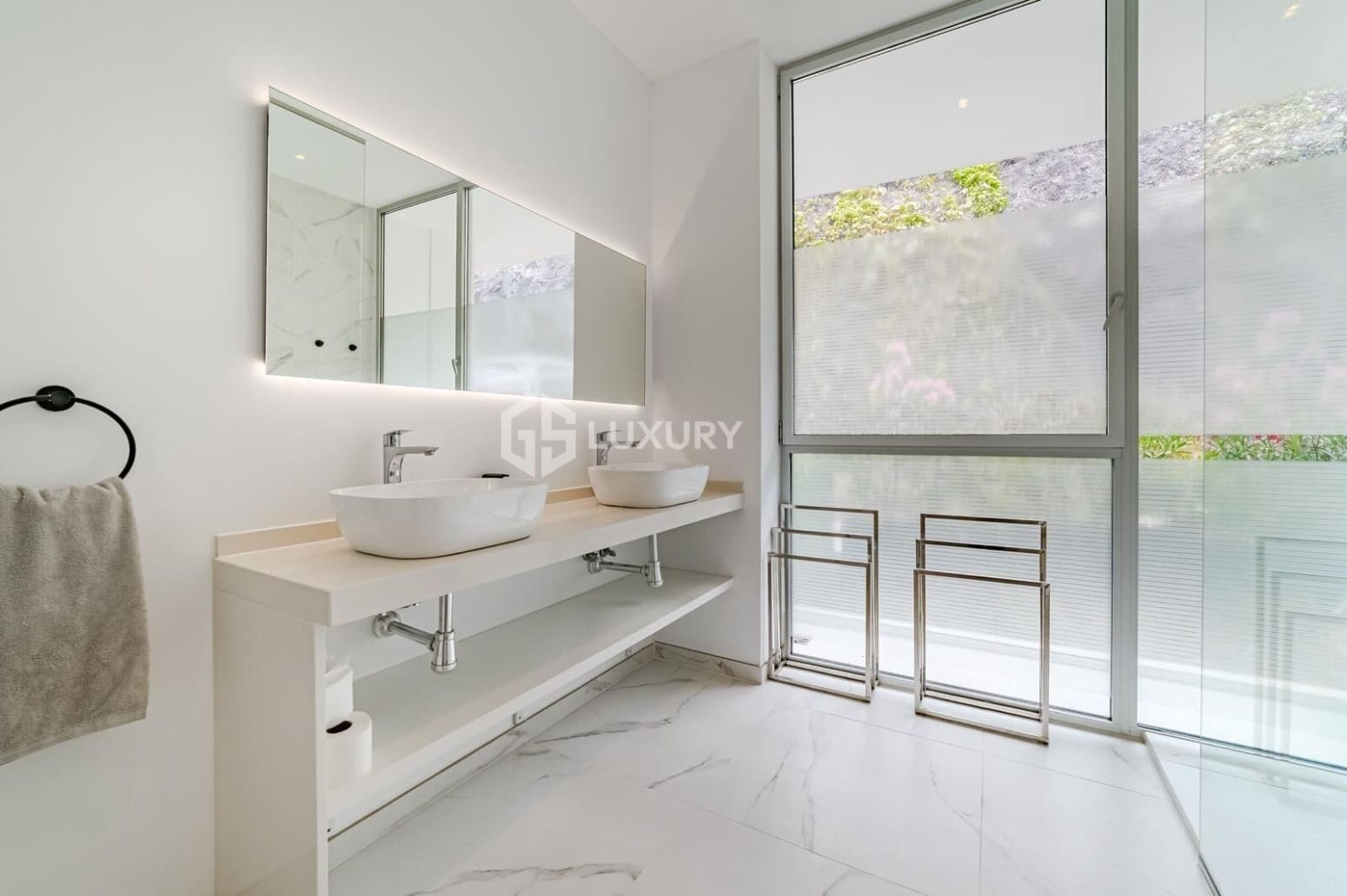 3 bedroom Flat for sale in Santiago del Teide with garage - € 2,090,000 (Ref: 9676098)