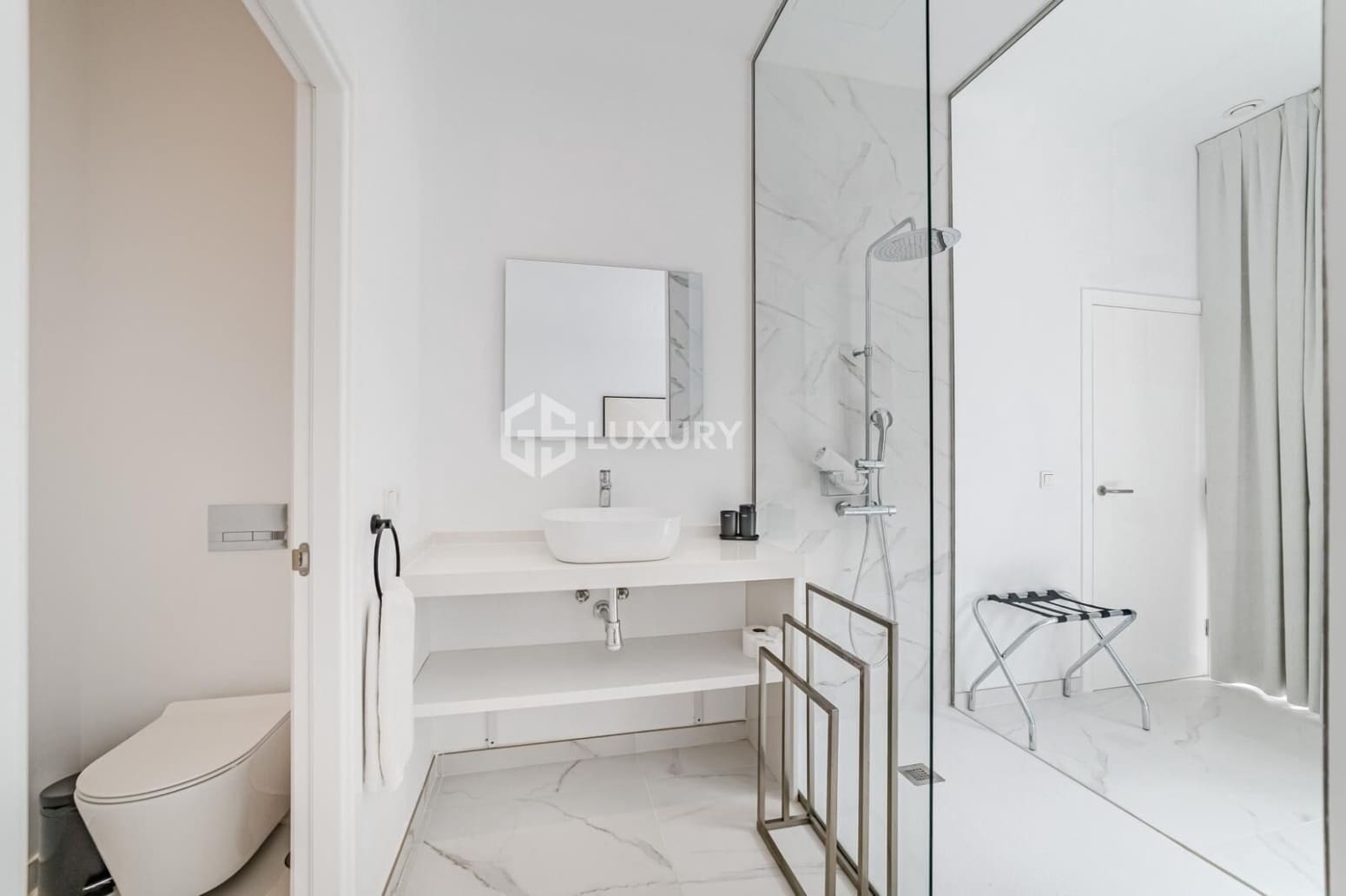 3 bedroom Flat for sale in Santiago del Teide with garage - € 2,090,000 (Ref: 9676098)