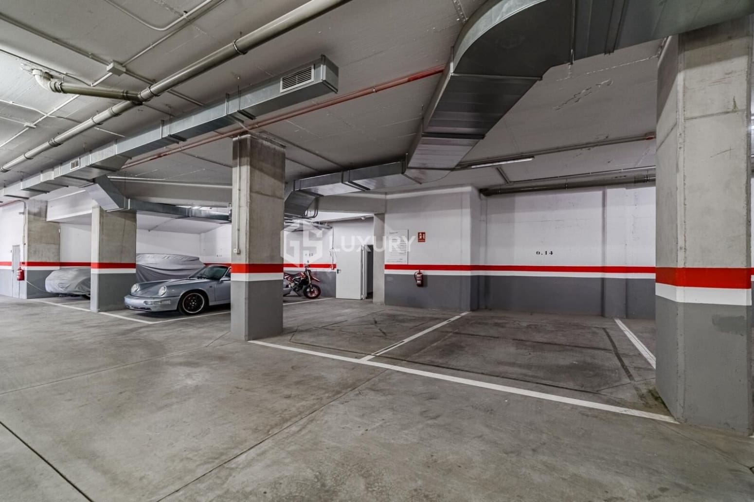 3 bedroom Flat for sale in Santiago del Teide with garage - € 2,090,000 (Ref: 9676098)