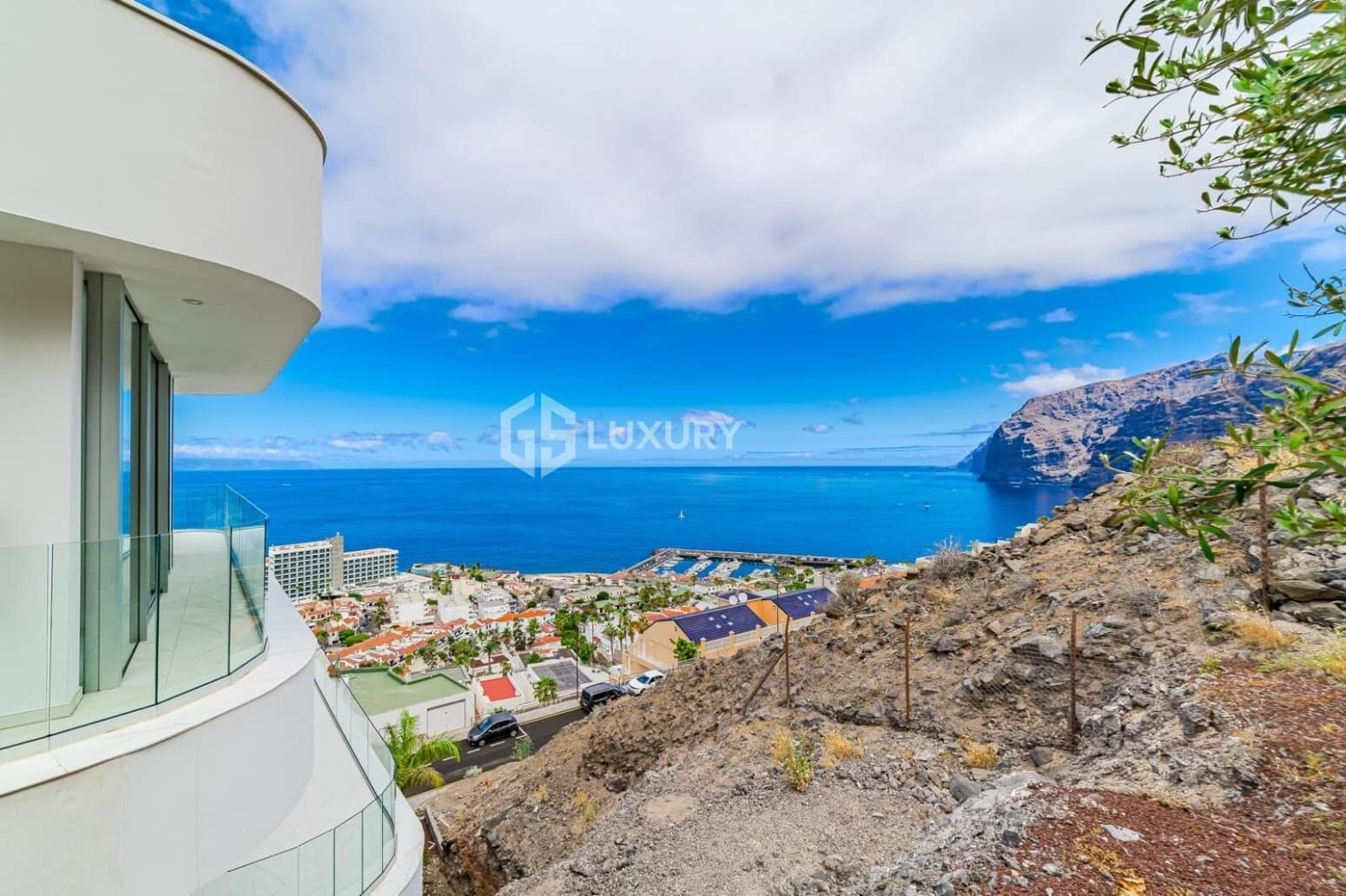 3 bedroom Flat for sale in Santiago del Teide with garage - € 2,090,000 (Ref: 9676098)