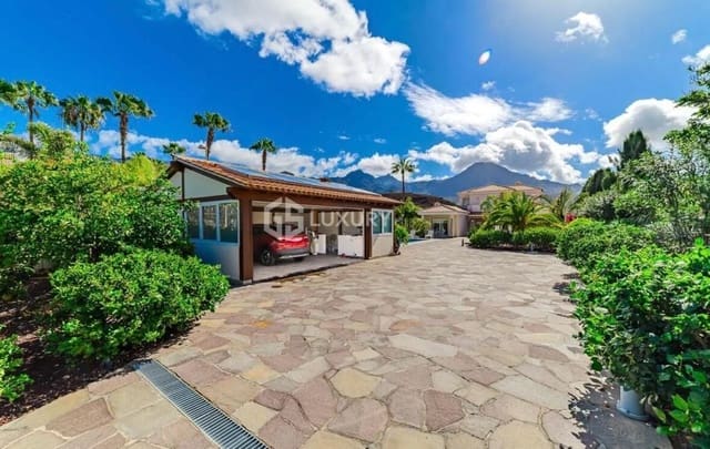 4 quarto Moradia para venda em La Caleta Adeje, Adeje com garagem - 3 900 000 € (Ref: 9676099)