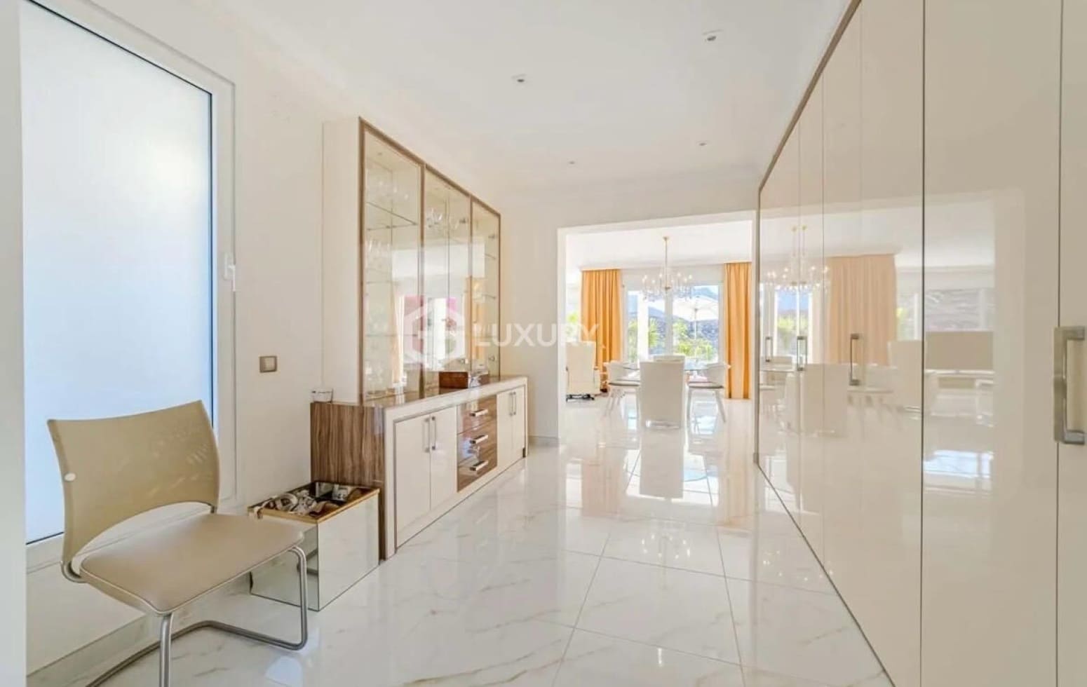 4 quarto Moradia para venda em Adeje com garagem - 3 900 000 € (Ref: 9676099)