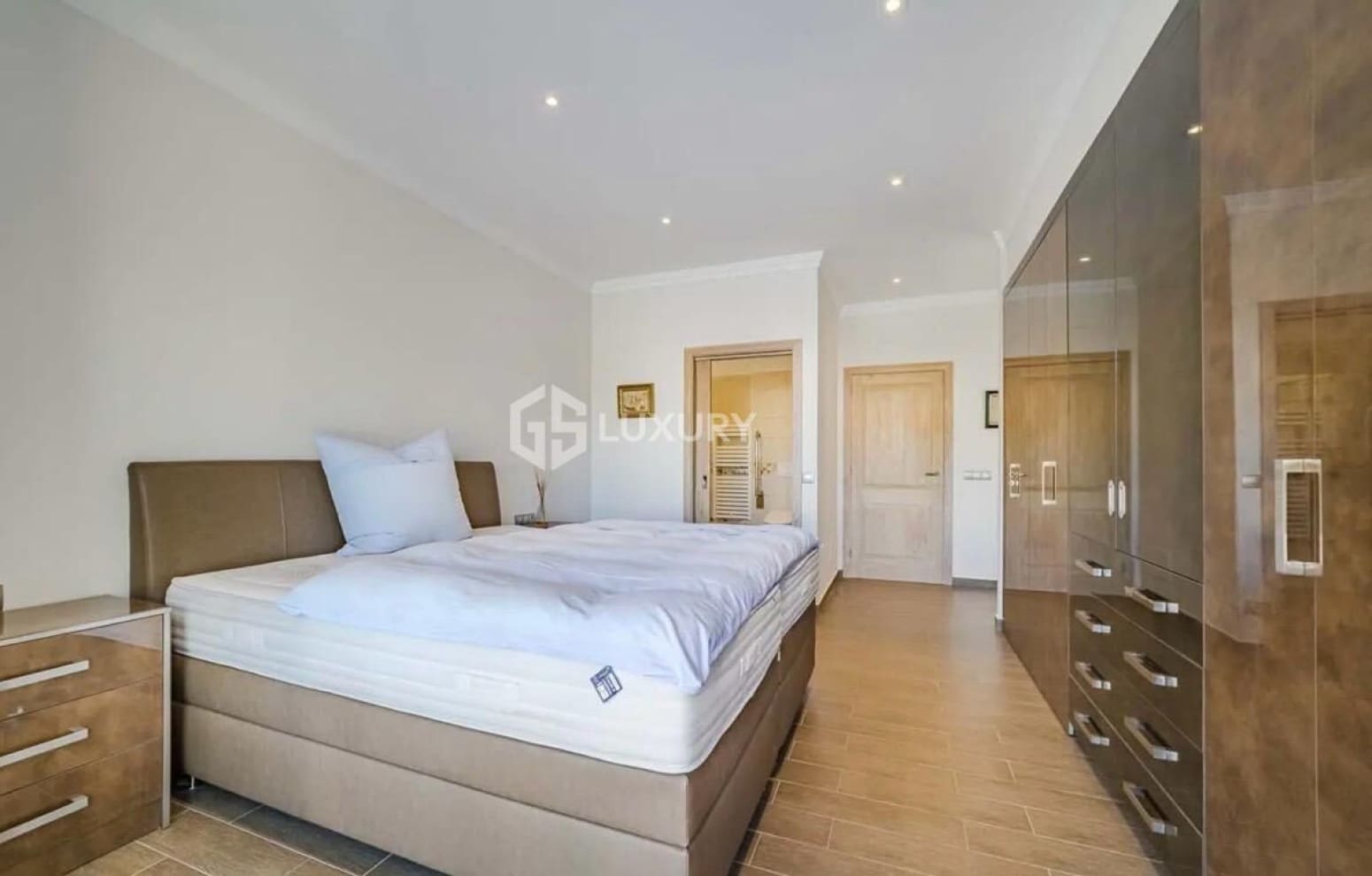 4 quarto Moradia para venda em Adeje com garagem - 3 900 000 € (Ref: 9676099)