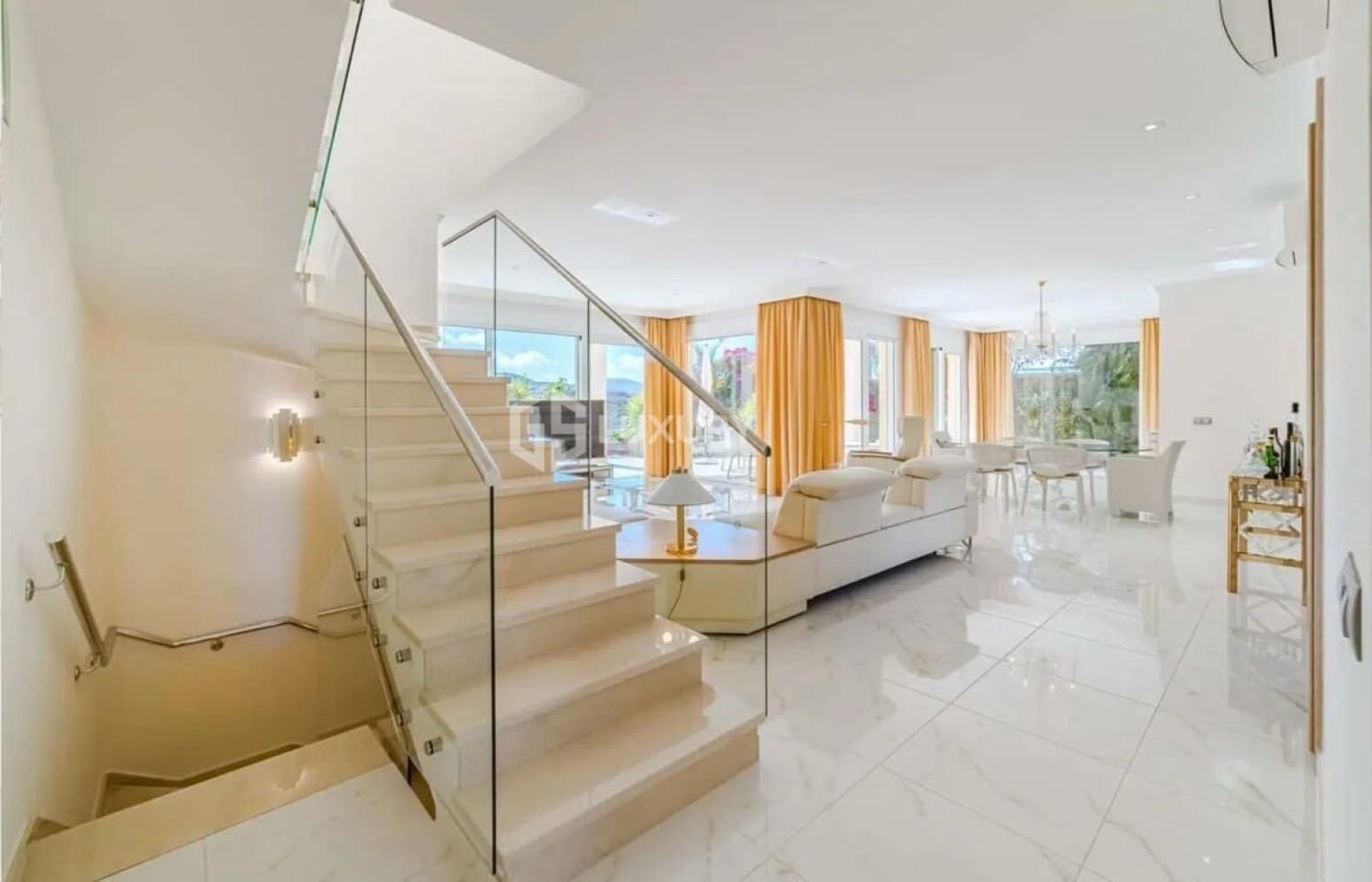 4 quarto Moradia para venda em Adeje com garagem - 3 900 000 € (Ref: 9676099)