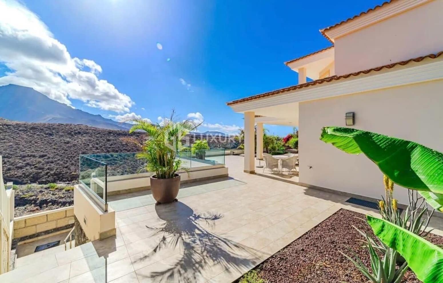 4 quarto Moradia para venda em Adeje com garagem - 3 900 000 € (Ref: 9676099)