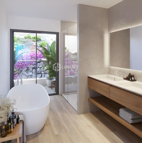 2 makuuhuone Asunto myytävänä paikassa Los Menores, Adeje mukana 
autotalli - 940 000 € (Ref: 9676100)