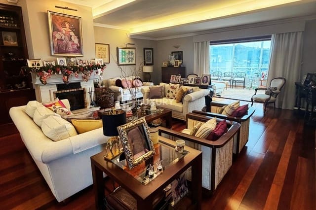 5 bedroom Villa for sale in San Cristóbal de La Laguna with garage - € 1,700,000 (Ref: 9676105)