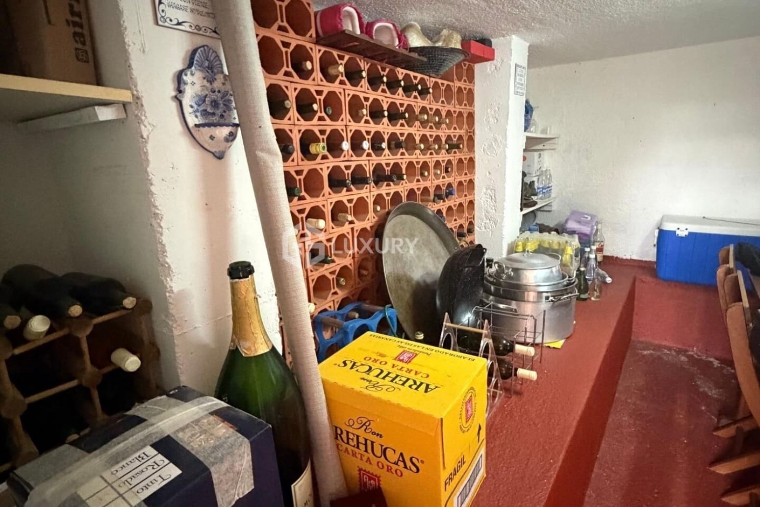 5 bedroom Villa for sale in San Cristobal de La Laguna with garage - € 1,700,000 (Ref: 9676105)