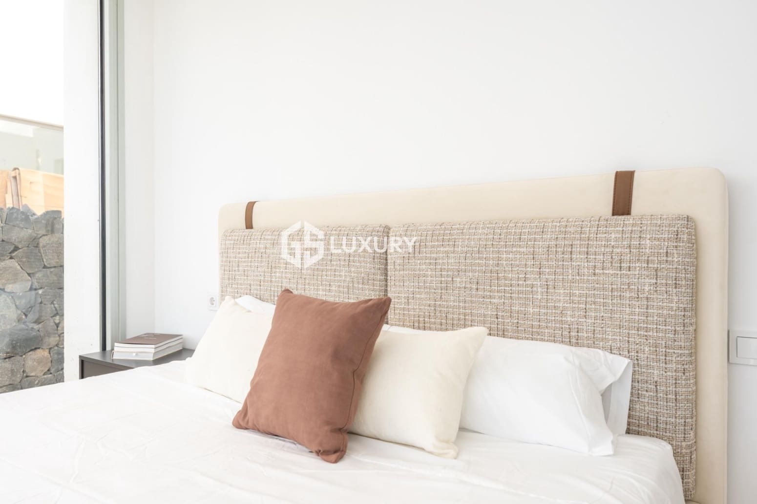 4 chambre Villa/Maison à vendre à Adeje avec piscine garage - 1 980 000 € (Ref: 9676107)