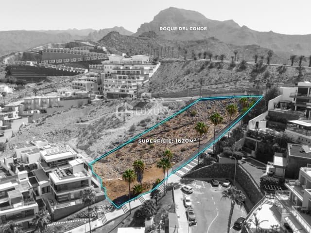 4 bedroom Villa for sale in San Eugenio Alto, Adeje with pool garage - € 1,995,000 (Ref: 9676109)