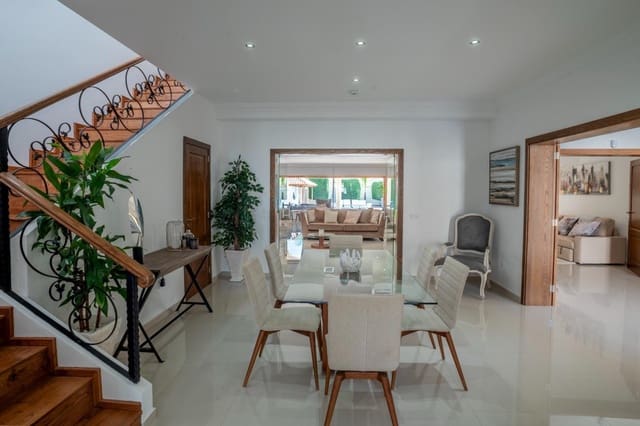 6 soveværelse Villa til salg i La Caleta Adeje, Adeje med swimmingpool garage - € 4.590.000 (Ref: 9676110)