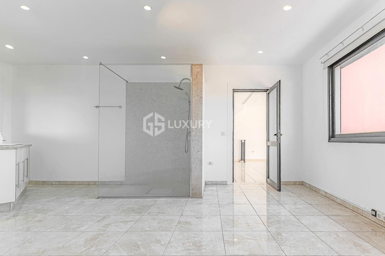 3 sypialnia Willa na sprzedaż w Adeje z garażem - 905 000 € (Ref: 9676112)