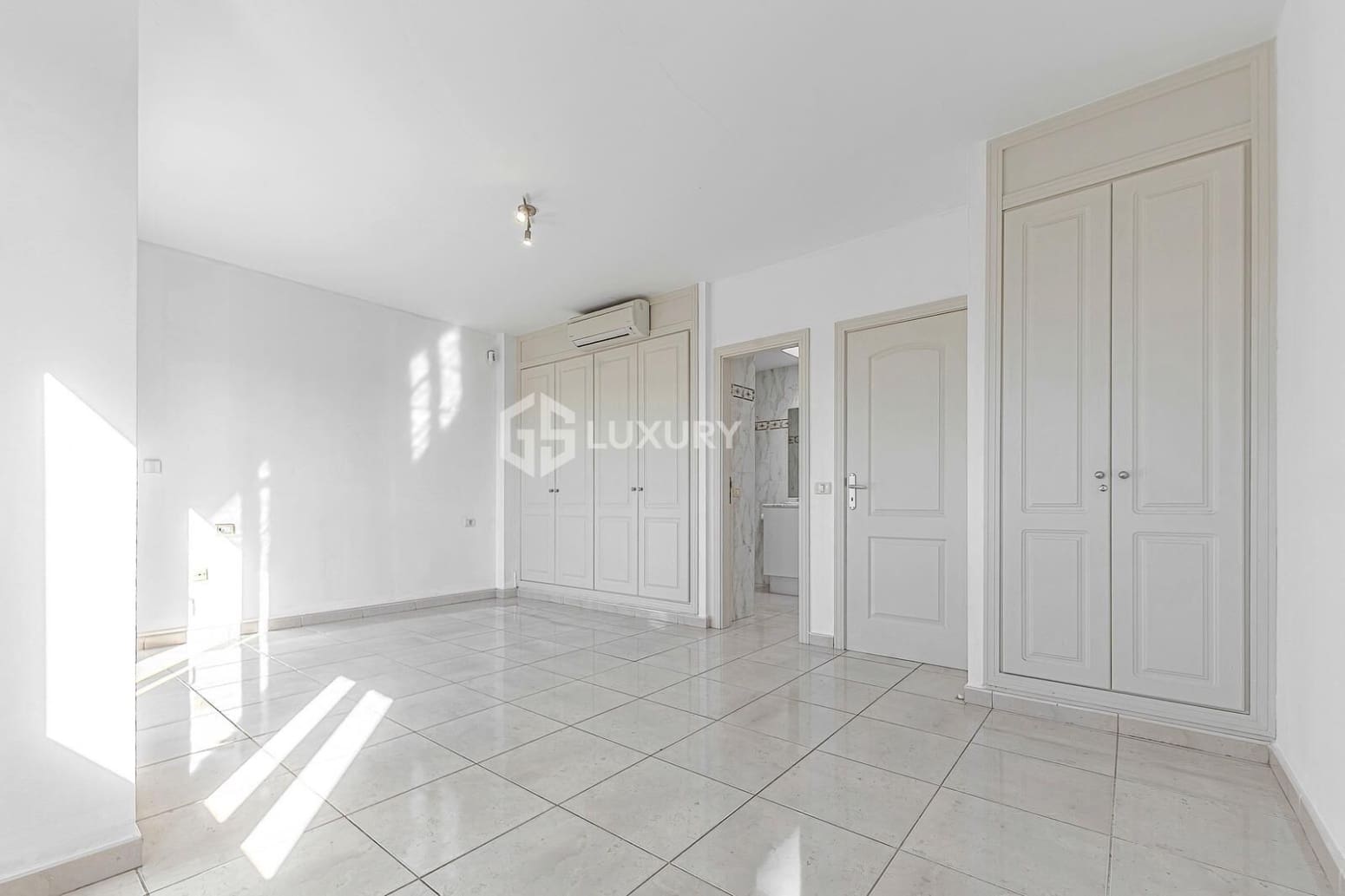 3 sypialnia Willa na sprzedaż w Adeje z garażem - 905 000 € (Ref: 9676112)