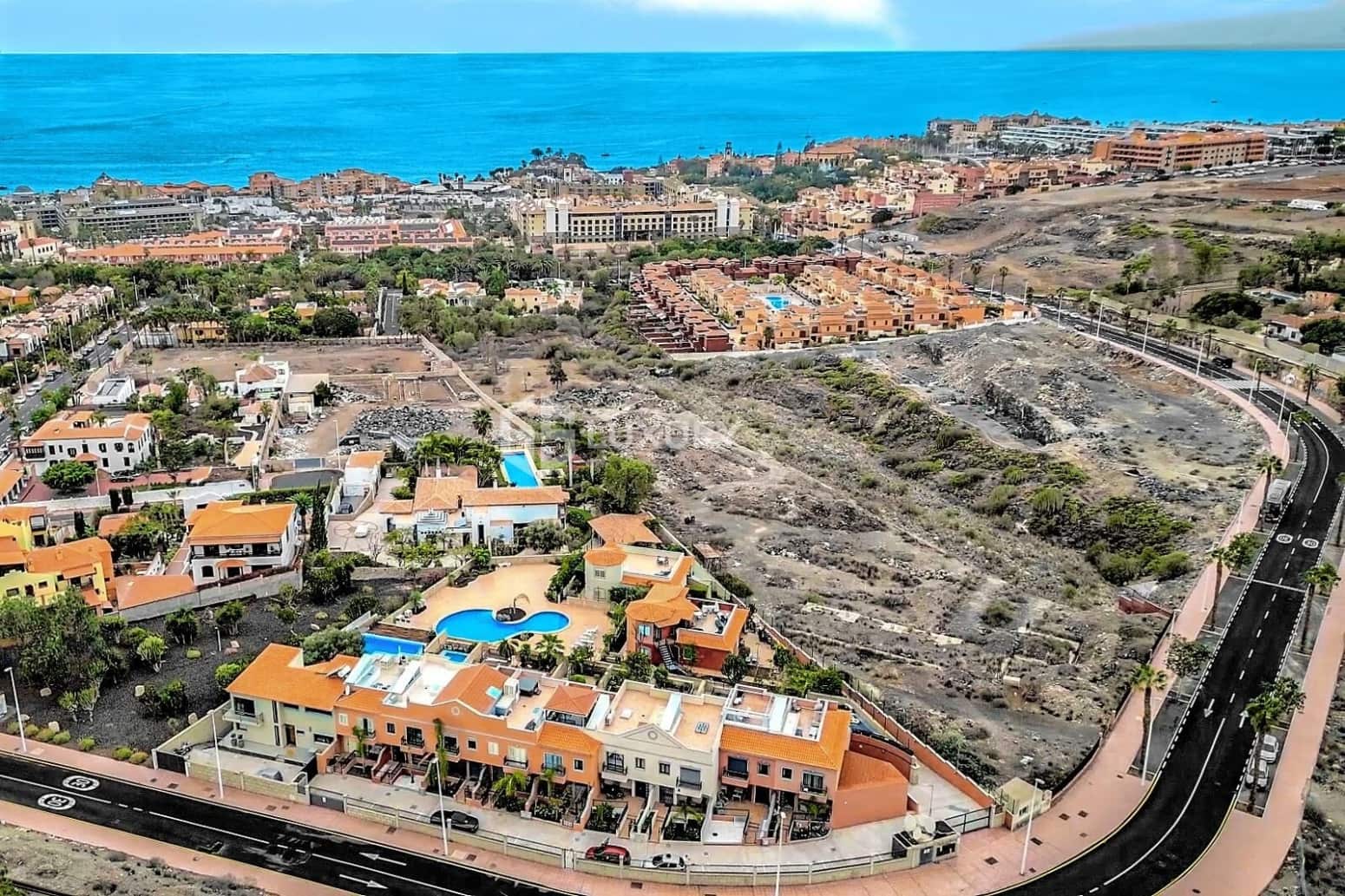 3 sypialnia Willa na sprzedaż w Adeje z garażem - 905 000 € (Ref: 9676112)