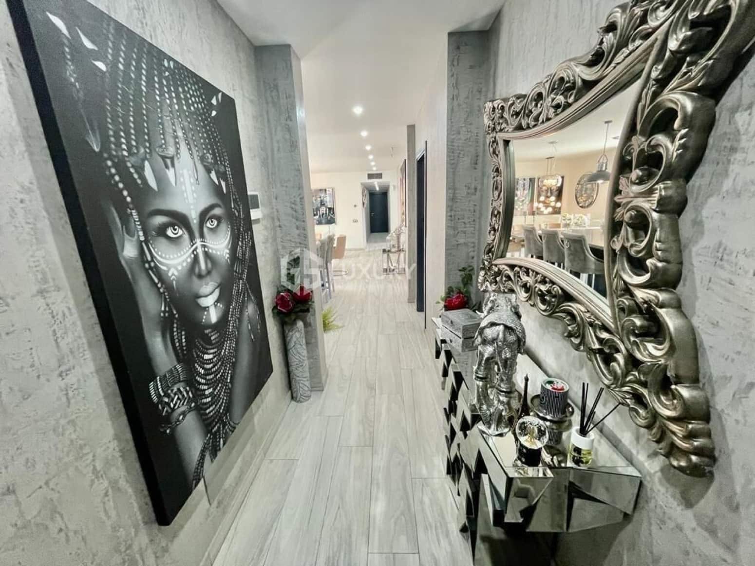 2 bedroom Villa for sale in San Miguel de Abona with garage - € 2,100,000 (Ref: 9676113)