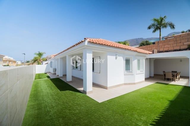 3 quarto Moradia para venda em Casco Urbano, Adeje com garagem - 795 000 € (Ref: 9676115)