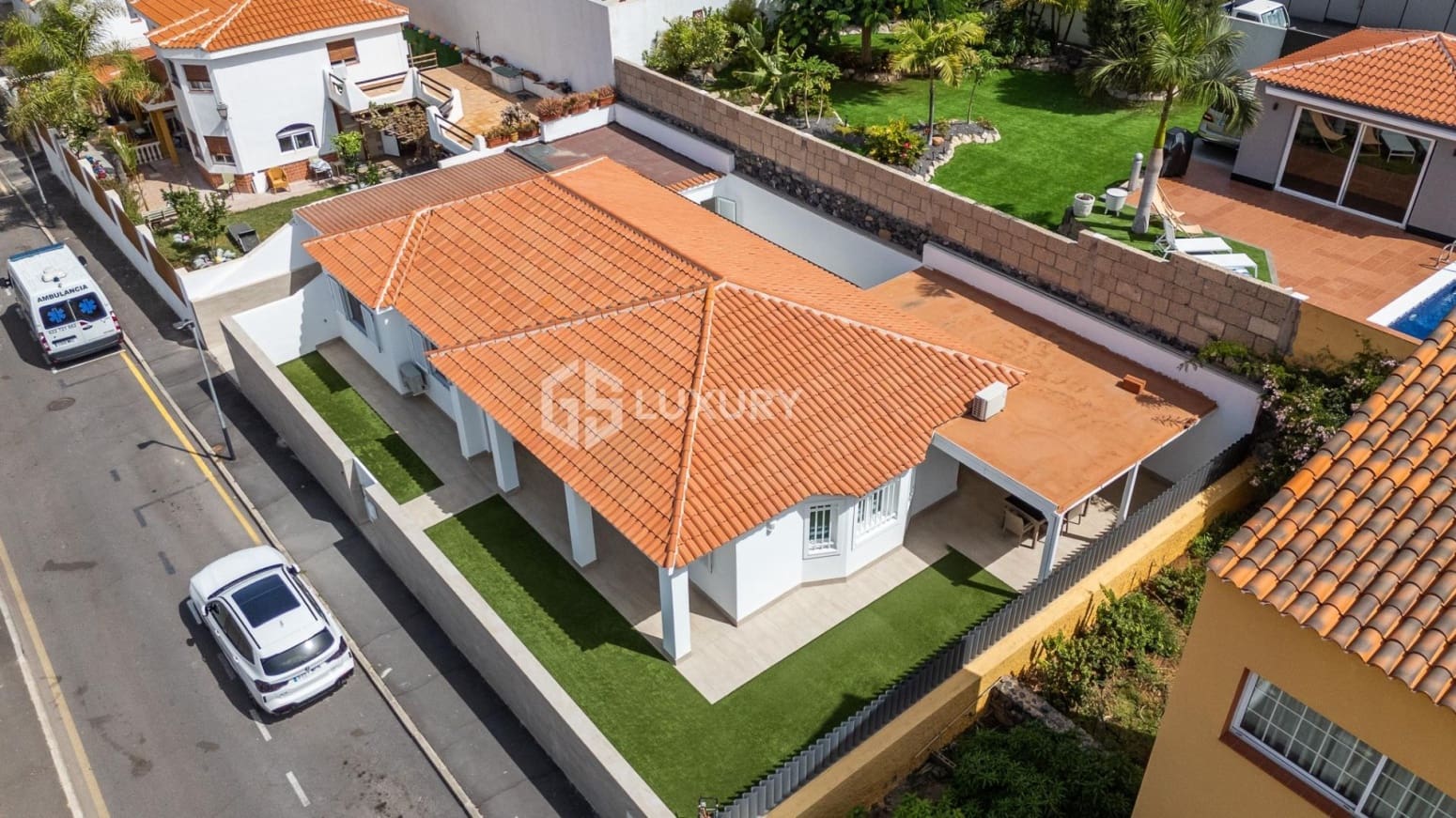 3 quarto Moradia para venda em Adeje com garagem - 795 000 € (Ref: 9676115)