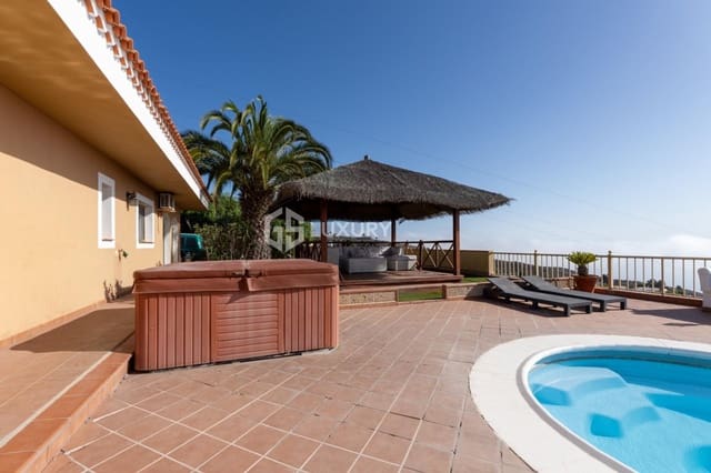3 bedroom Villa for sale in Los Menores, Adeje with garage - € 1,011,000 (Ref: 9676118)