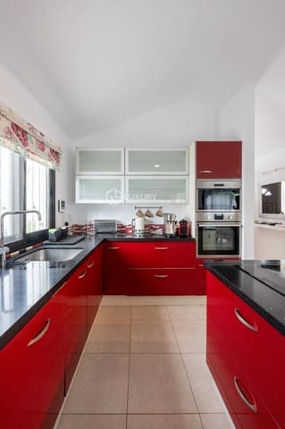 4 soveværelse Villa til salg i San Miguel de Abona med garage - € 1.100.000 (Ref: 9676121)