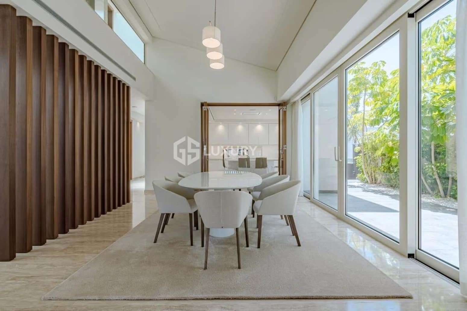 4 bedroom Villa for sale in Adeje with garage - € 3,700,000 (Ref: 9676122)