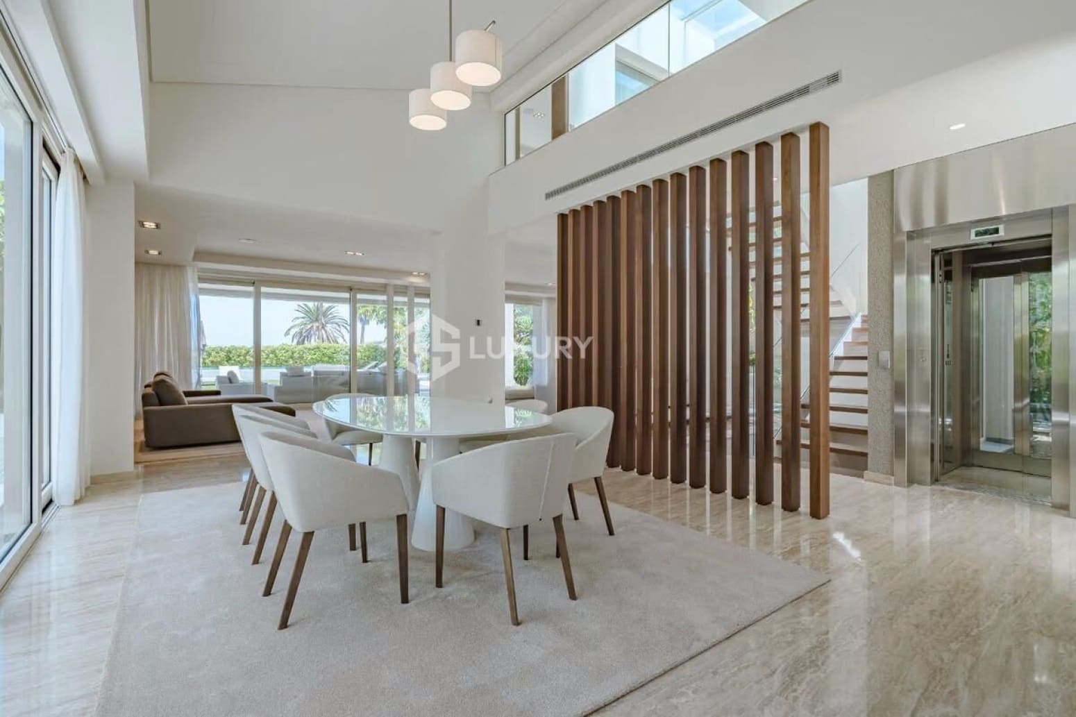 4 bedroom Villa for sale in Adeje with garage - € 3,700,000 (Ref: 9676122)