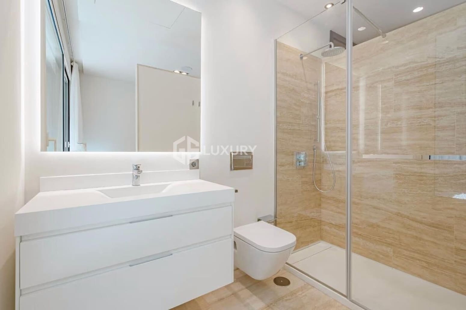 4 bedroom Villa for sale in Adeje with garage - € 3,700,000 (Ref: 9676122)